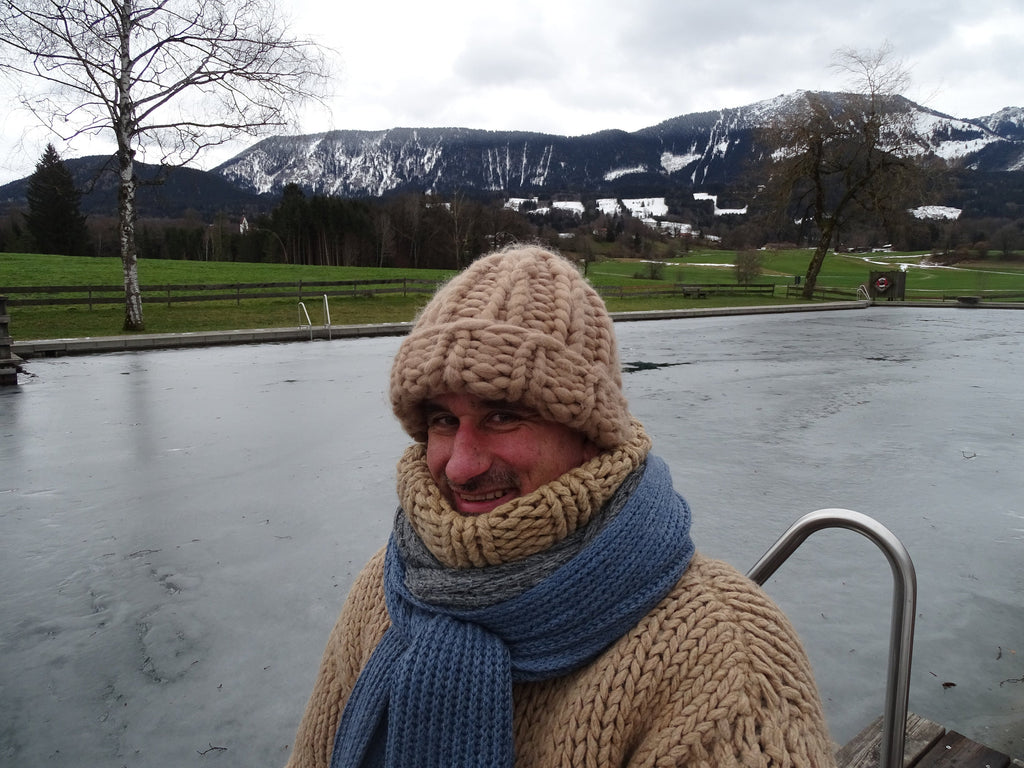 Chunky Knit Merino Wool Beanie: Unisex Winter Hat