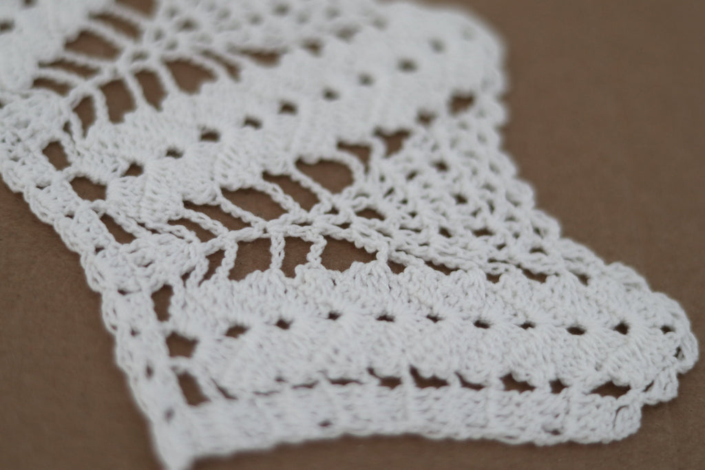 Handmade Crochet Collar: Victorian Style Cotton Lace